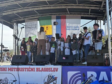 Vseslovenski blagoslov v Mirni Peci 2026 (10)